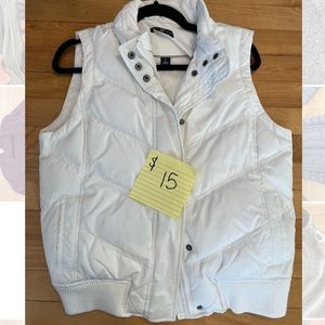 White GAP vest